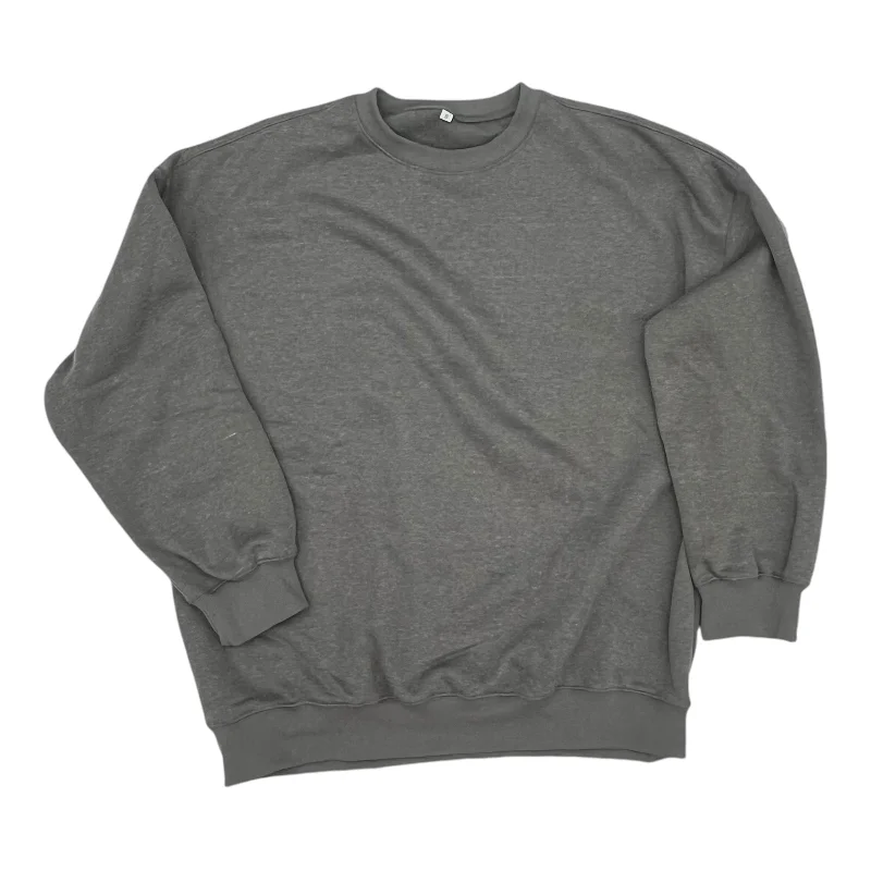 Sweatshirt for casual but stylish winter looks -Sweatshirts for staying warm in fall -SWEATSHIRT CREWNECK by    CLOTHES MENTOR In GREY, Size: S