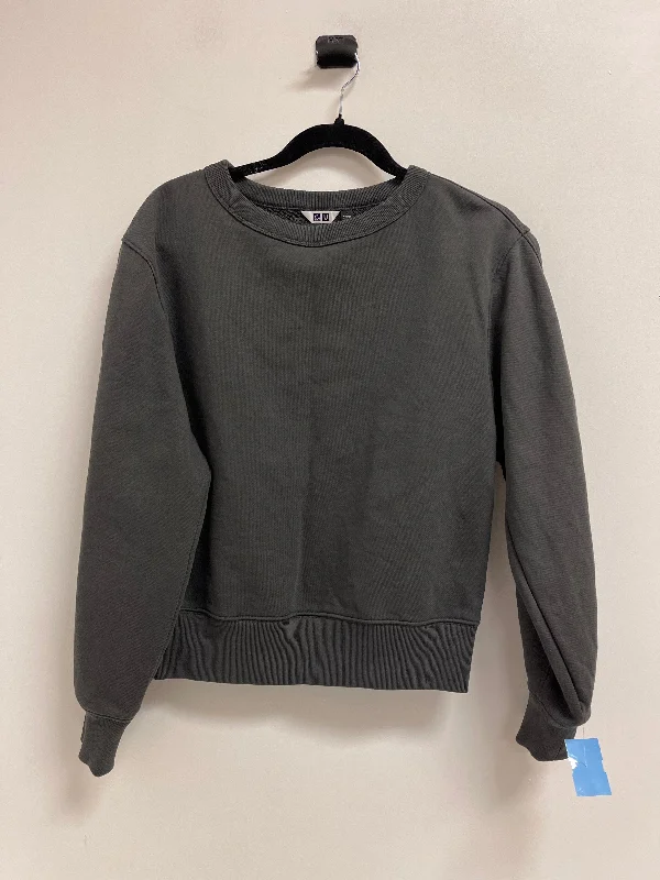 Sweatshirt for cozy and stylish evenings -Sweatshirts for winter shopping -Sweatshirt Crewneck By Uniqlo In Grey, Size: L