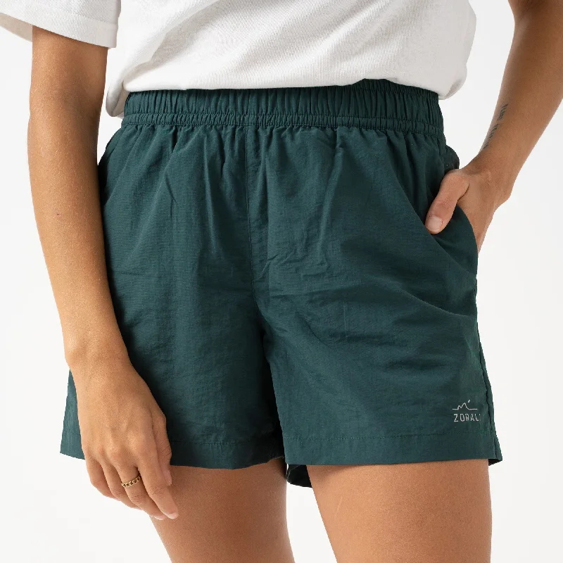 Shorts for traveling in comfort -Womens Recycled Short Forest