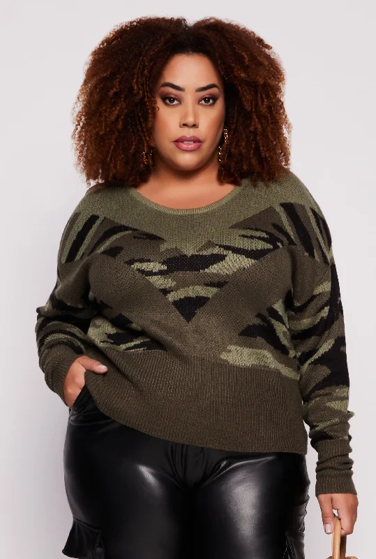 pullover sweater star accents -Cardigan for relaxed and stylish looks -Plus Size Caged V Back Camo Sweater