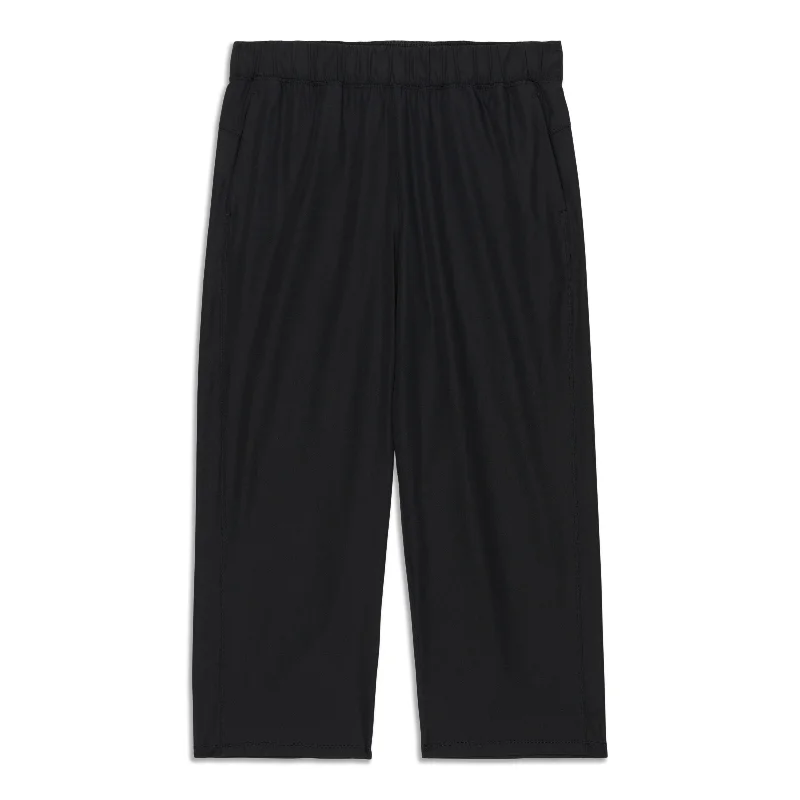 Pants for chic travel outfits -Next Move Crop - Resale