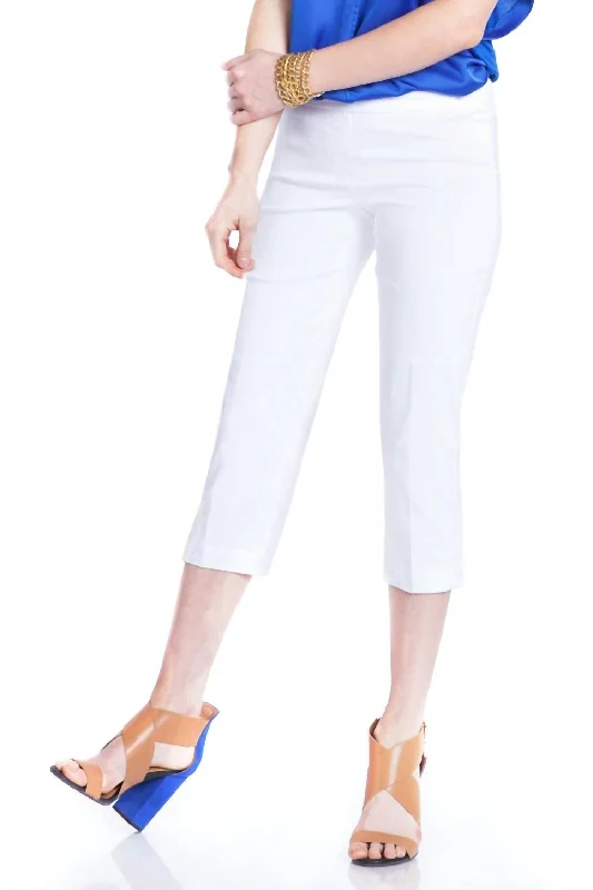 Pants for trendy streetwear -Pull-On Capri Pants In White