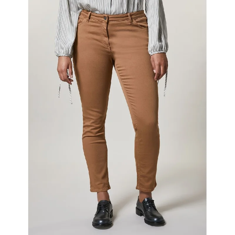 Pants for business-casual workdays -RACCOLTA