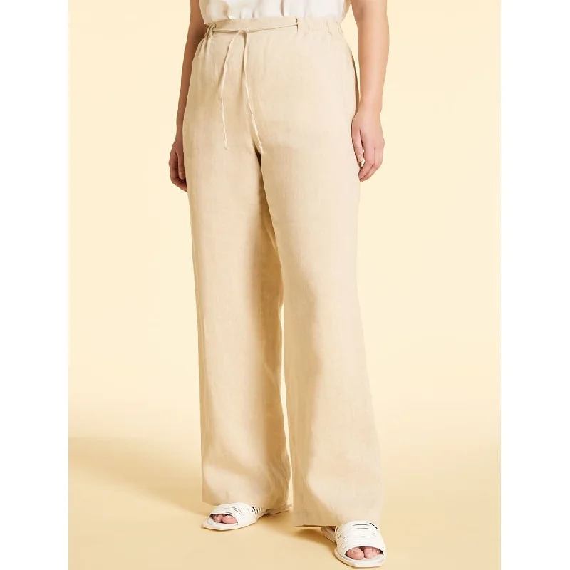 Pants for relaxed road trip outfits -RECANATI