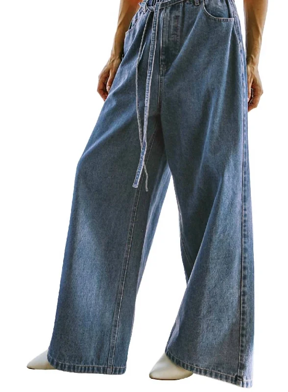 Pants for casual business meetings -Relaxed Denim Jeans In Medium Indigo