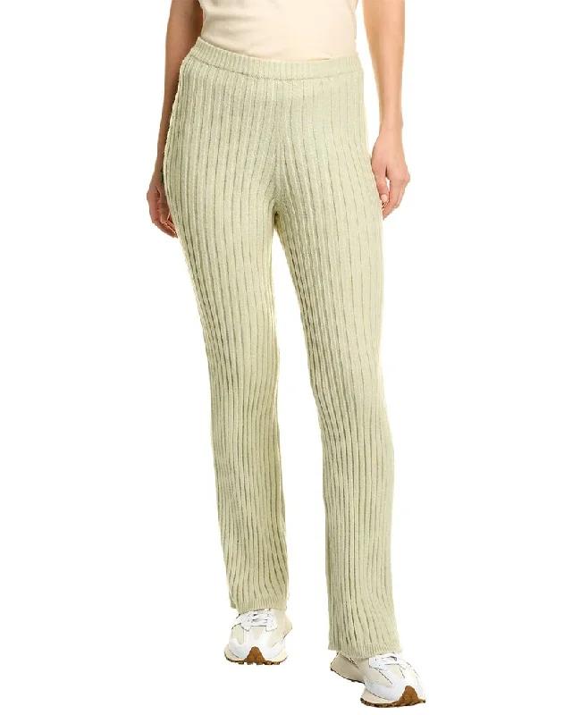 Pants for relaxed road trip looks -WAYF Sawyer Knit Pant